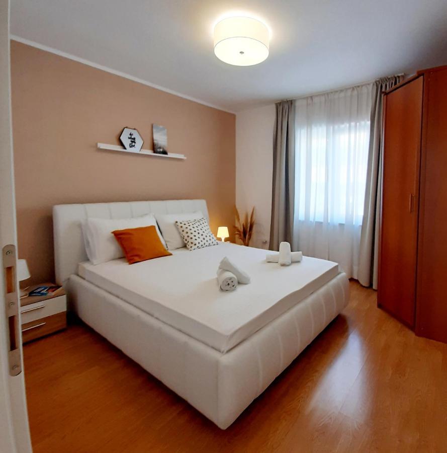Apartman Tara&Iva Върсар Екстериор снимка
