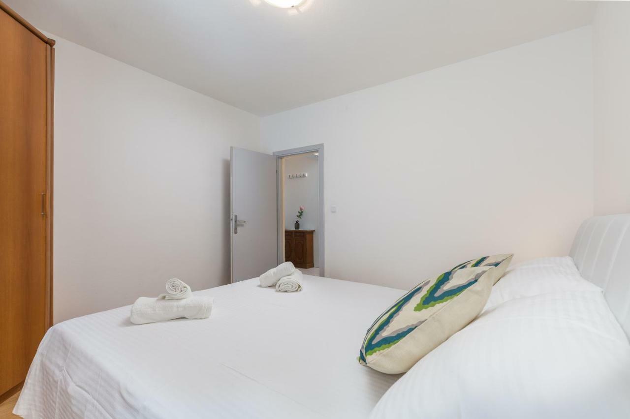 Apartman Tara&Iva Върсар Екстериор снимка