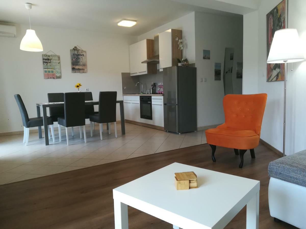 Apartman Tara&Iva Върсар Екстериор снимка