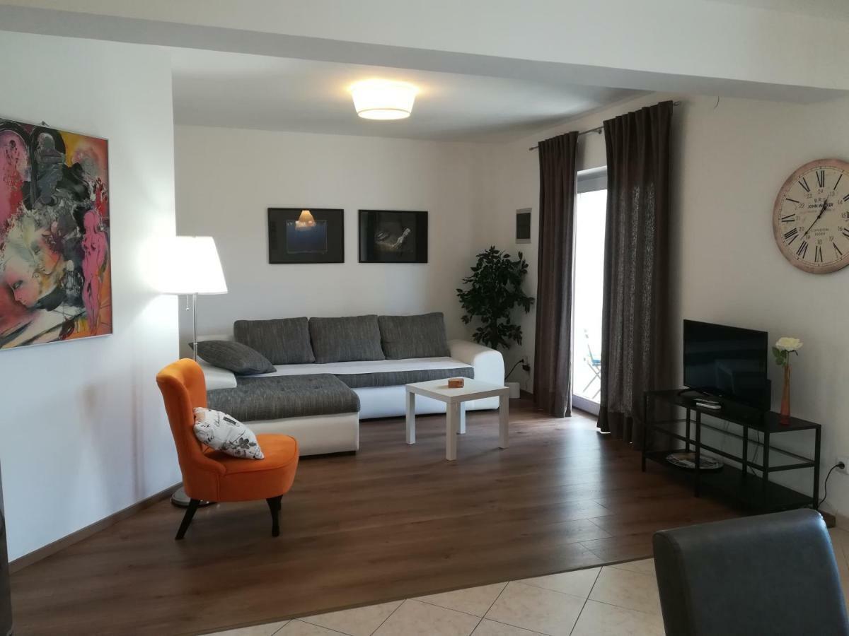 Apartman Tara&Iva Върсар Екстериор снимка